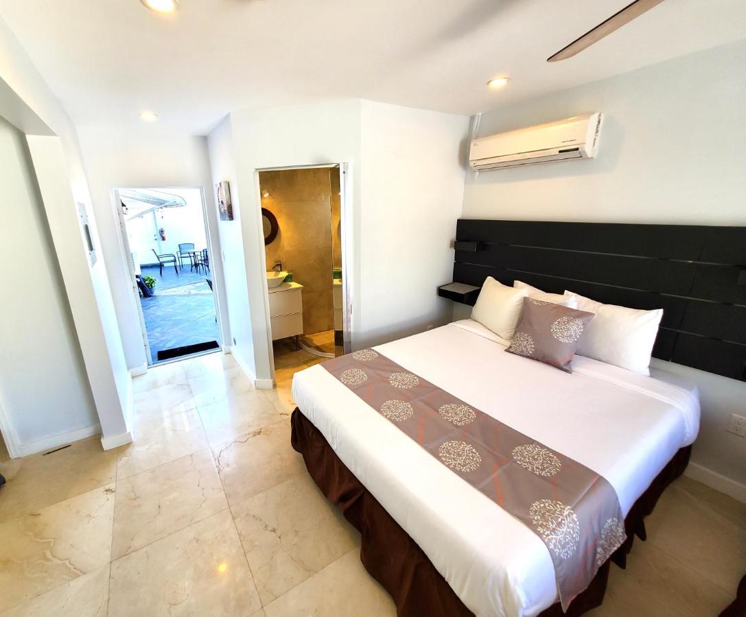 Hôtel Atlantic Breeze à Hollywood Extérieur photo